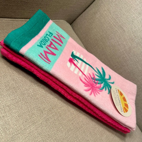MIAMI Florida Palm Tree Kitchen Towels - Picture 3 of 4